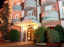 Hotel Tagliere d'Oro, hotel in Paitone