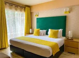 West Wood Hotel