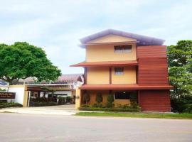 Coconut Home Resort, pet-friendly hotel in Damnoen Saduak