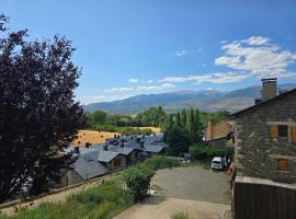 Modern Apartment in Escadarcs, 60 sqm with Mountain View, Hotel in Escardacs