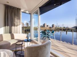 Holland Houseboat Lemmer, &pi;&lambda;&omega;&tau;ό &kappa;&alpha;&tau;ά&lambda;&upsilon;&mu;&alpha; &sigma;&epsilon; Lemmer