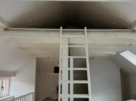 Amakuru Guesthouse