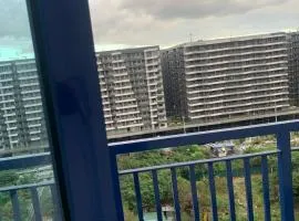 Estelle Ballentos staycation