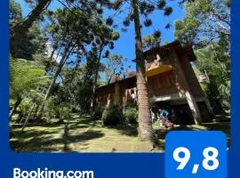 CASA EM MONTE VERDE CHARME E CONFORTO