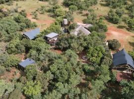 Adventure Odyssey Camp, hotel ad Aitong