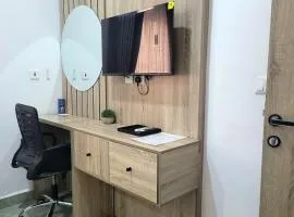 Beautiful 1 Bed & Parlour with Starlink internet, PlayStation 4, Netflix, Smart Door, 24 Hours Electricity, located in Wuse