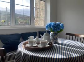Garden Flat in West Lulworth, hotel i West Lulworth