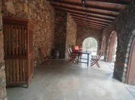 Increíble Casa de Piedra para 6 personas