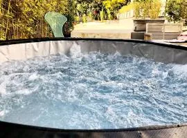 Appartement charmant à La Cadière-d'Azur, 68 m², jacuzzi