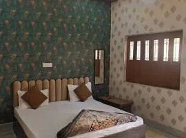 Shree p Guest House