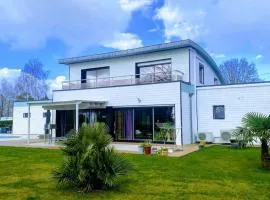 Maison Mélusine ossature bois forêt de Brocéliande