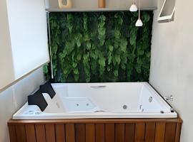 Estúdio SPA Elegante! Jacuzzi privativa! 1407 – hotel w mieście Sorocaba