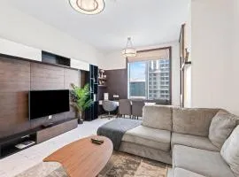 Elegant 1-BDR Retreat with Stunning Views -Noura Tower 37