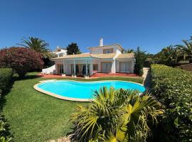 Casa 3, Hotel in Raposeira