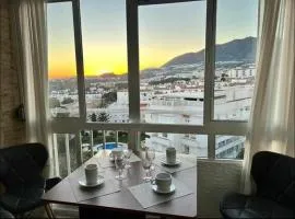 Precioso apartamento en Benalmádena, piscinas, recep 24 horas