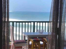 Lovely 3 bedroom holiday home with ocean view, hotel v destinaci Southbroom
