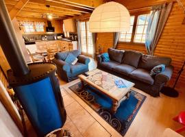 BEAUTIFUL CHALET in nature near Gerardmer!, hotel in Rochesson