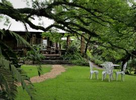 Reilly's Rock Hilltop Lodge, chalet di Lobamba