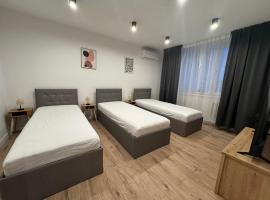 Apartmán Michalovce so súkromným parkingom, hotel in Michalovce