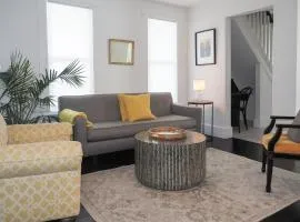 Steps to Dtwn! Suttons Bay Retreat Near Wine Trail