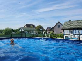 Ośrodek domków letniskowych Sztorm – hotel w Chłopach