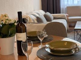 Luxuse Ferienwohnung Flüe 11, hotel in Leukerbad