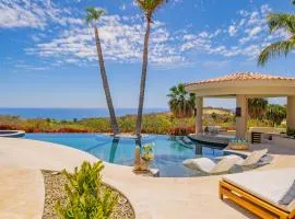 Spacious 5 Bd Villa Fully Staffed w Chauffeur in Puerto Los Cabos!