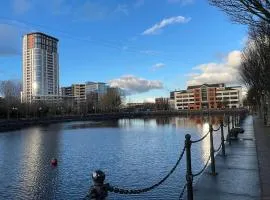 The Skyview Apartment near Media City & Old Trafford Stadium