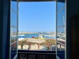 Yacht House