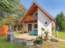 Comfortable holiday homes with a summer pool