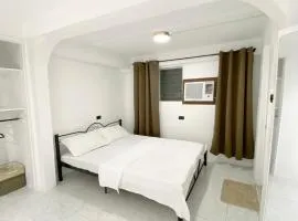 2 Spacious Underground Room