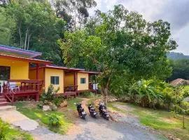 Alisa Bungalows