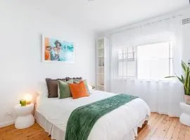 Lucky's Coastal Retreat, 2 bedroom apartment and parking