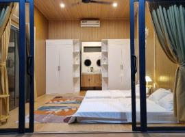 Cây Trôm Homestay 1, vila v destinaci Vinh Hy