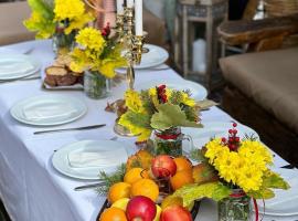 Villas Mura with SPA & Hot Swimming Pool, hotel in Borovets