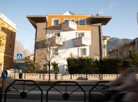 Hotel Garnì Villa Fontana, hotel v destinácii Trento