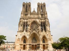 Holiday Inn Express & Suites Reims - Rives de Vesle by IHG, hotel en Reims