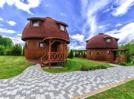 Oaza Ławki, hotell sihtkohas Ryn