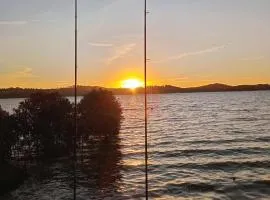 Laurels Retreat