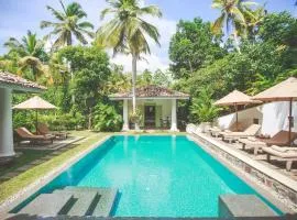 Villas Gabrielle - Luxury colonial style Villa