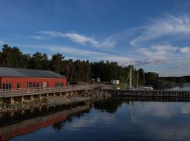 Kustvy - En Destination intill Havet, hotel in Skärplinge