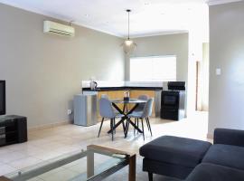 Bella Nova Guest House and Apartments, ξενοδοχείο σε Κίτουε