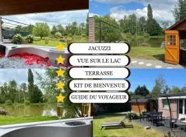 Cottage Le Rosie au bord du lac avec jacuzzi