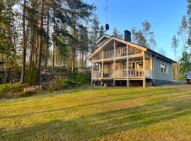 Villa Hyppykallio, LaatuLomat, hotel a Juva
