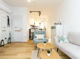 Premium Buda Apartment in a Historic Setting