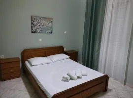 Basilis room 2
