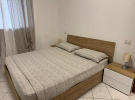 Dream home near Milano, hotel v destinaci Corsico