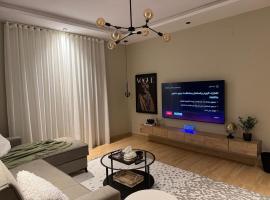 Condo on King Road in Al-Basateen, hotel sa Jeddah