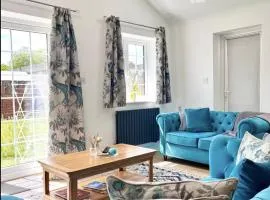 Turquoise Tranquil- 3 Bed House