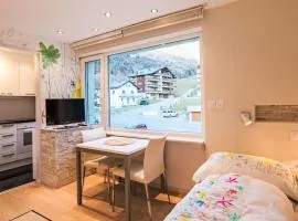 Studio Cristal 36 by Interhome